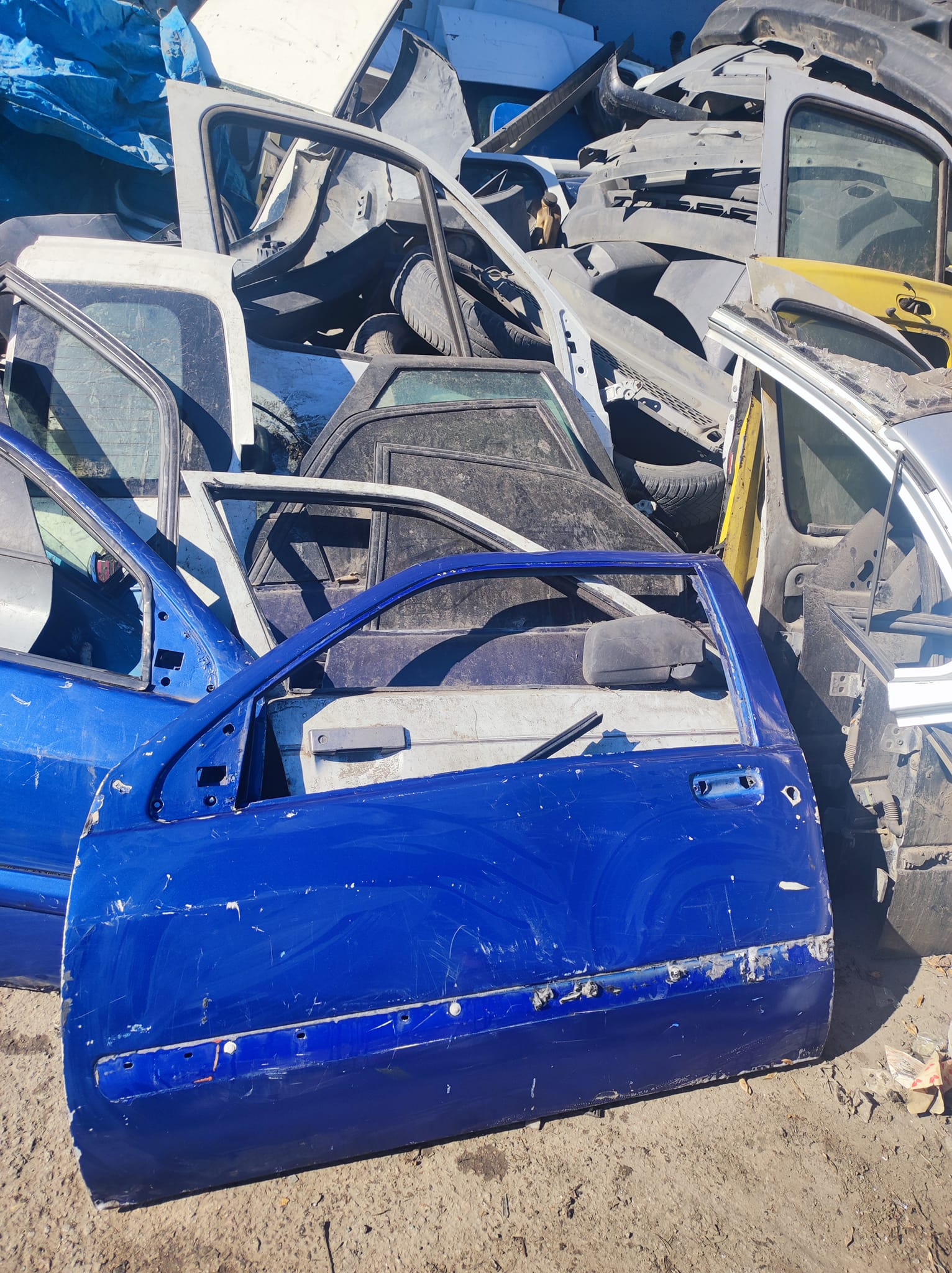 RENAULT CLİO HATCHBACK SAĞ VE SOL ÖN İKİ KAPI MAVİ RENK